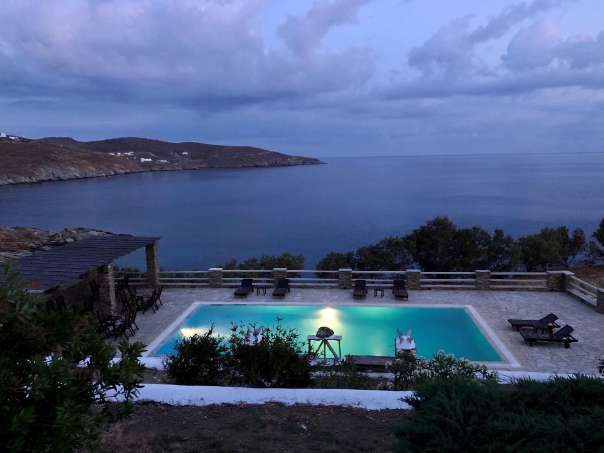 Agios Romanos En Ploアパートホテル エクステリア 写真